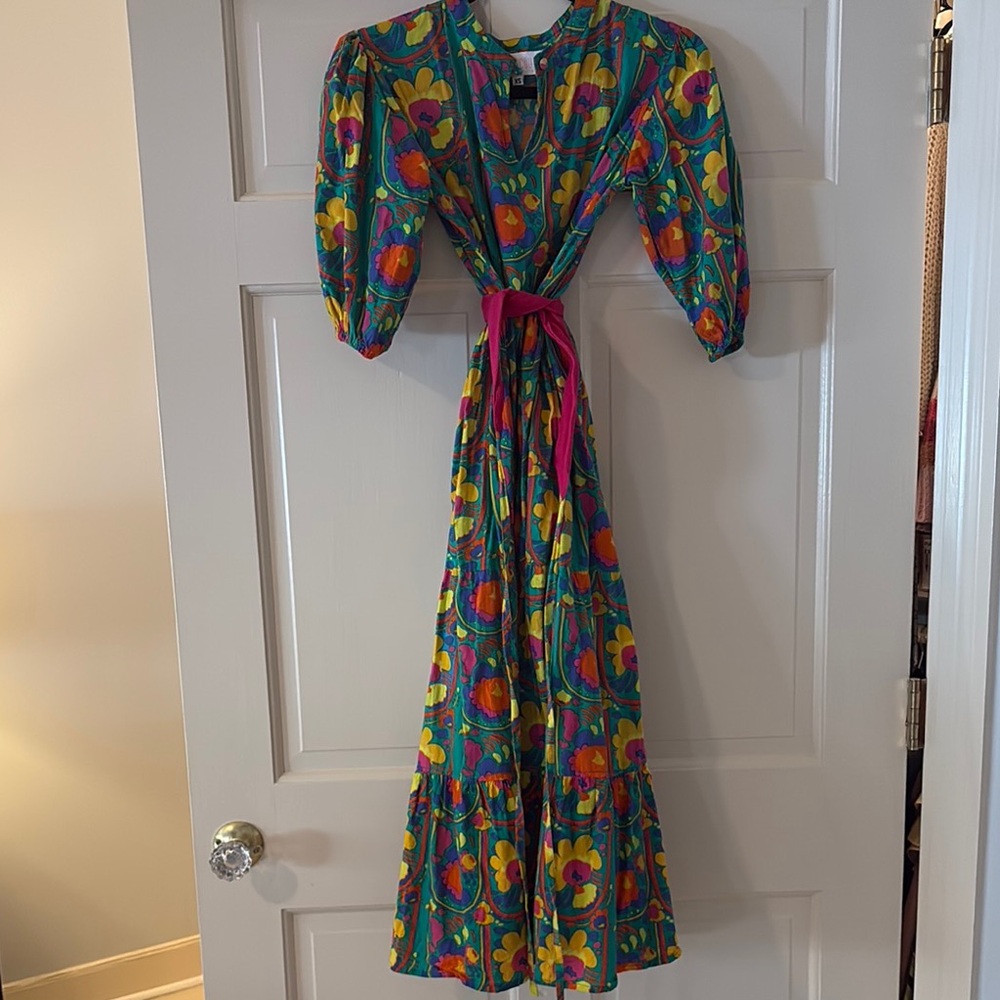 Vintage Floral Maxi Dress with Belt